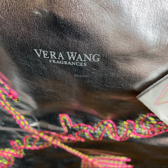 (NWOT) VERA WANG | Large Silver Tote Hanbag - Picture 6 of 8